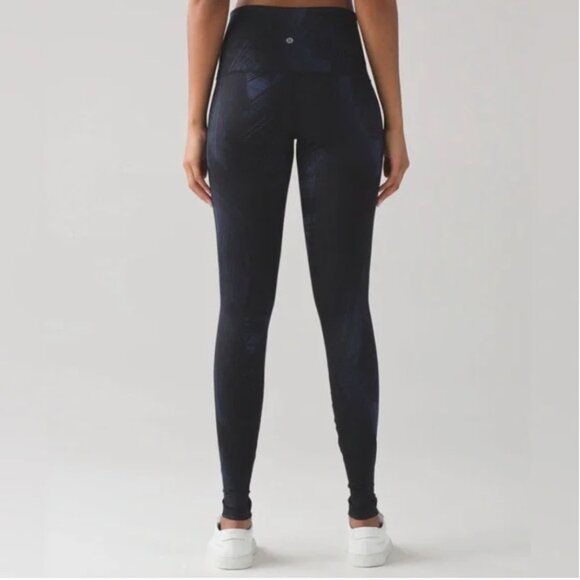 Lululemon Wunder Under 28" - Picture 2 of 7